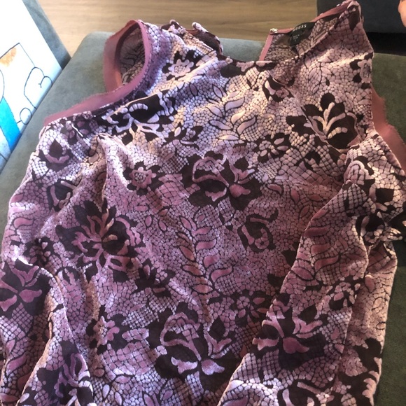 Guess Purple Floral Velvet Tank Top, Small - Picture 2 of 3